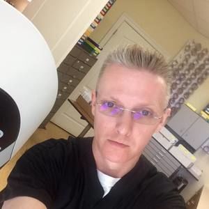 Meet your Posher, Lee